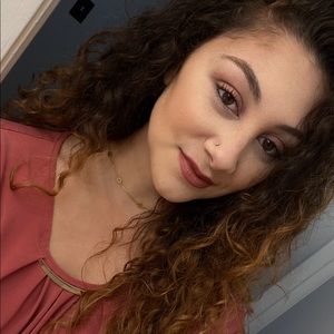 Meet your Posher, Alison